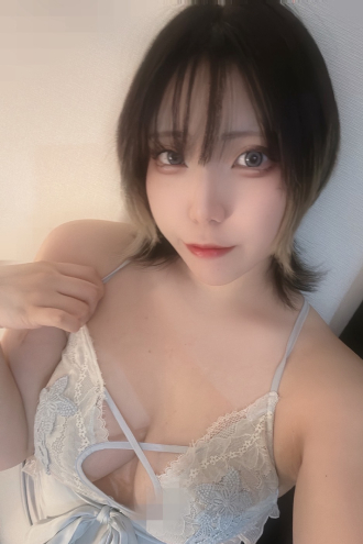 やや